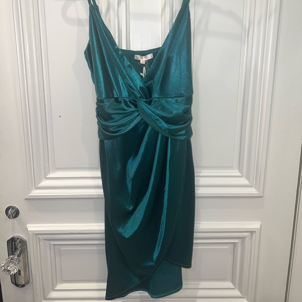 Emerald green twist front dress - new with tags - small - Picture 2 of 5
